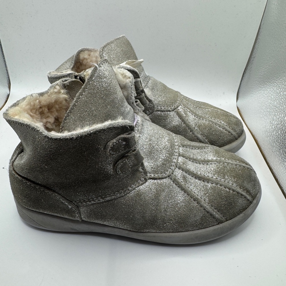 UGG Toddler Girl Size 11 Silver Warm Winter Boots with Faux Fur Lining